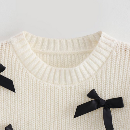 Schleifen-Chic Strickpullover